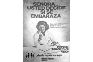 "La familia pequeña vive mejor". Campaña de finales de los 60s del Consejo Nacional de Población. 